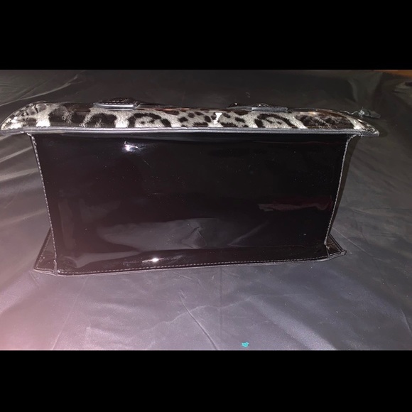 Animal print purse - Picture 4 of 10